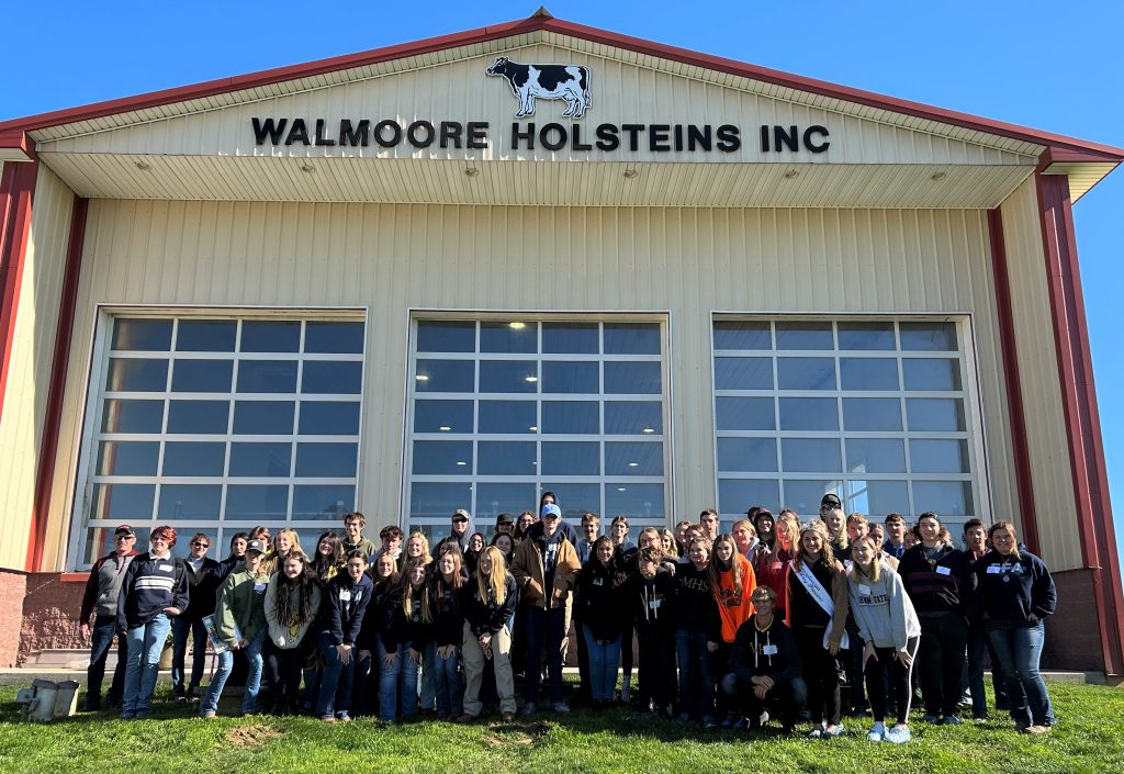 Students Visit Chester County Dairy Farms and Learn About Wide Range of
